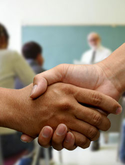 stretta di mano